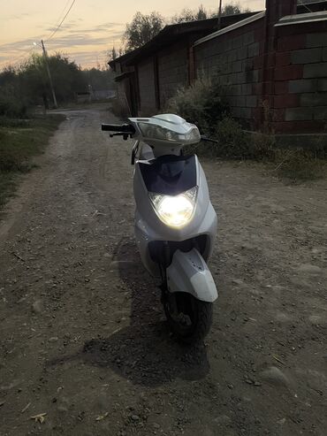 ручка сцепления: Скутер түрү M8, 50 куб. см, Электро, Колдонулган