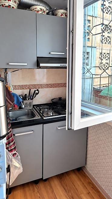 Квартиры: 2 комнаты, 56 м², 6 мкр 106 серия, 2 этаж, Старый ремонт — 9