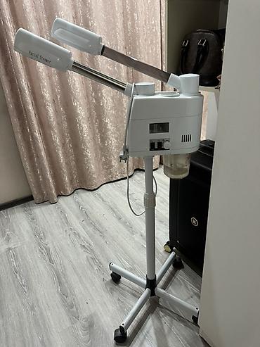 педикюрный трон: Профессиональный паровой аппаратор для лица (Facial Steamer) на стойке — 3