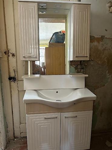 mətbəx stol stul islenmis: Vanna otağı üçün lavabo və güzgülü dolab dəsti - Komplekt: alt — 1