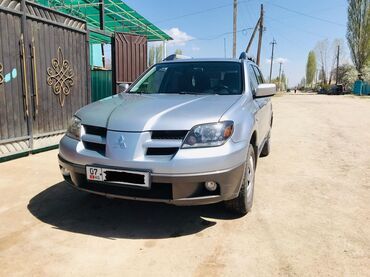 Mitsubishi: Mitsubishi Outlander: 2003 г., 2 л, Механика, Бензин, Хэтчбэк