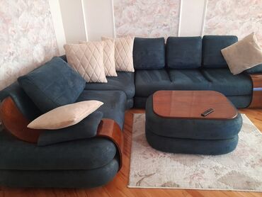puf v prikhozhuyu: Угловой диван, Б/у, Нераскладной, Без подьемного механизма, Нет доставки