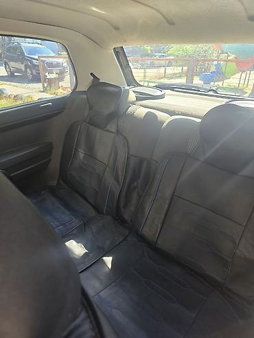 Унаа сатуу: Volkswagen Fox: 2008 г., 1.2 л, Кол менен иштөөчү, Бензин — 4