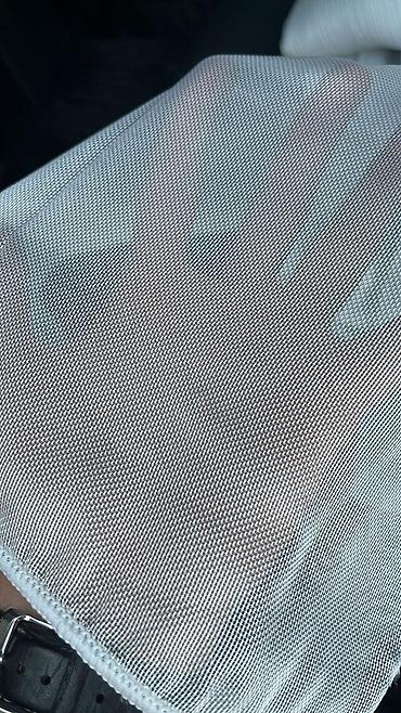 Parçalar: Təsvir: - Açıq krem/ağ tonlarda şəffaf tül parça - Nazik şəbəkə — 9