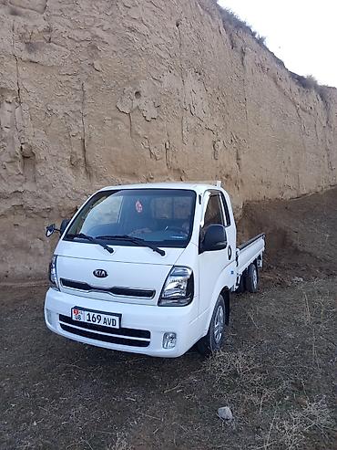 радиатор купить: Легкий грузовик, Kia, Стандарт, До 1 т, Б/у — 4