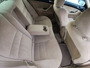 Honda: Honda Accord: 2003 г., 2 л, Типтроник, Бензин, Седан — 19