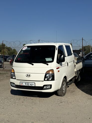 Легкий грузовой транспорт: Легкий грузовик, Hyundai, Новый