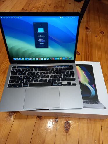macbook 2020: Apple M2, 8 GB, 13.3 "