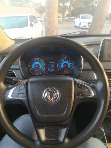 Dongfeng: Dongfeng MPV: 1.5 l | 2023 il 115000 km Van/Minivan — 10