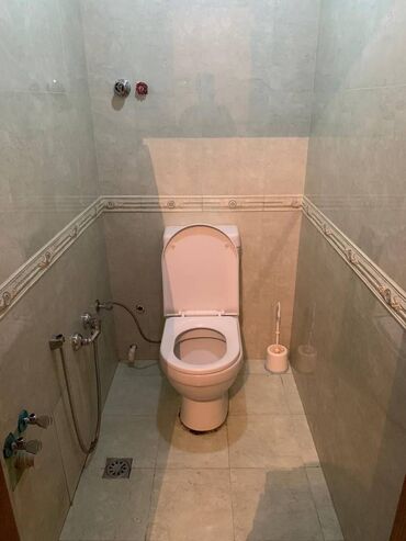 Uzunmüddətli kirayə mənzillər: 8 noyabr metrosu,tibb universitetinə yaxın, hər bir şəraiti olan,16 — 8