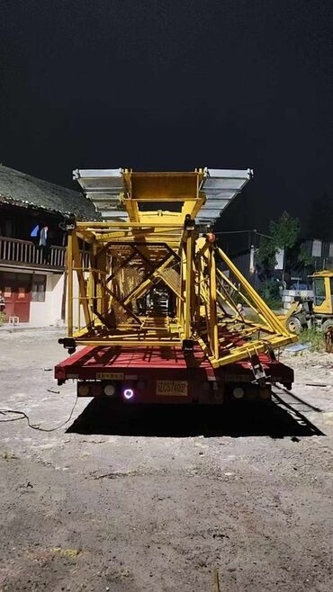 Услуги автовышки, крана: Секции башенного крана (металлоконструкции) - Жёлтые решетчатые — 5