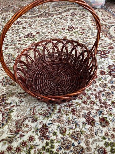 фруктовые корзины бишкек: Себет, Колдонулган, Өзү алып кетүү