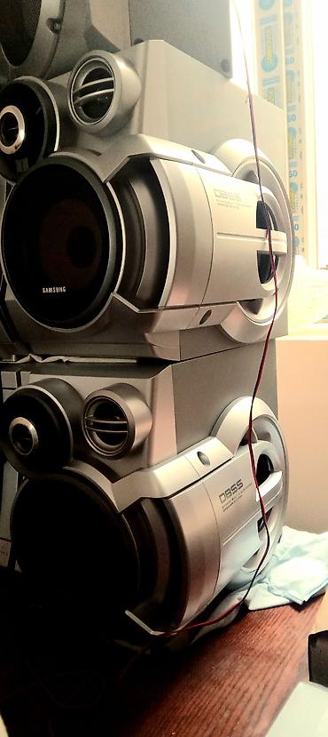 Musiqi mərkəzləri: 2 Basoviki 2 Səs Kalonkaları var Aux çıxışla Telefona — 4