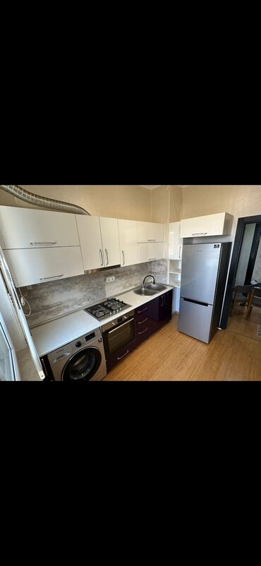 кухонная мебель в баку каталог: Metbex mebeli tam ideyal vezyetde 3 metre üsdünde qaz moyka asprator