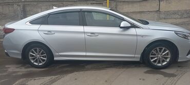 обмен на соната: Hyundai Sonata: 2018 г., 2 л, Типтроник, Газ, Седан