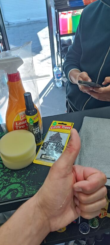 Другие аксессуары для салона: Магазин автотоваров и аксессуаров Ассортимент: - Автохимия и уход — 29