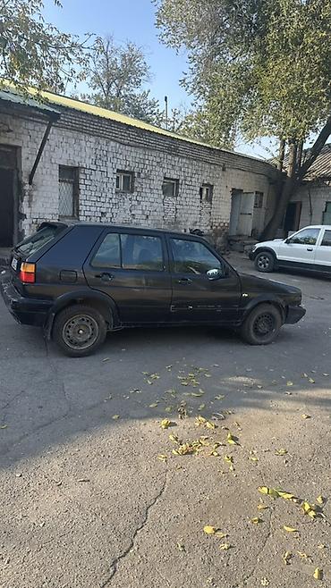 салон фольксваген: Volkswagen Golf: 1990 г., Механика, Хэтчбэк — 3