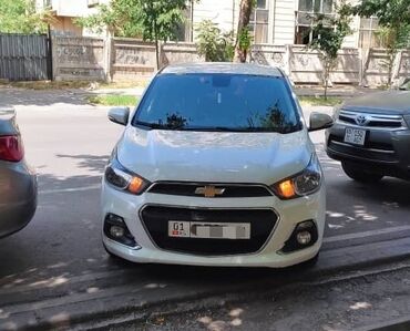 машина шевролет: Chevrolet Spark: 2017 г., 1 л, Вариатор, Бензин, Хетчбек