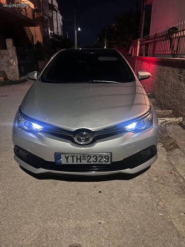 Toyota: Toyota Auris: 1.4 l. | 2016 έ. Πολυμορφικό