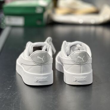 Women's Sneakers and athletic shoes: Кроссовкалар, 37, Puma, Жаңы, түсү - Ак