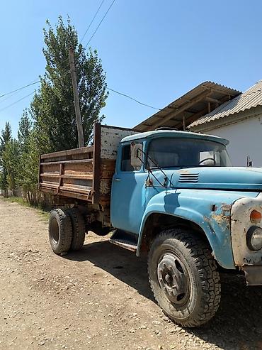 полуприцеп самосвальный: Грузовой автомобиль ЗИЛ-130 (бортовой самосвальный кузов) Описание: - — 2