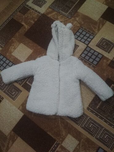 детская одежда пальто в Кыргызстан | ПАЛЬТО: Пальто детское,на 7-10 месяцев,новое, размер не подошёл