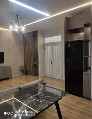 квартира искендер: 3 комнаты, 73 м², Сталинка, 2 этаж, Дизайнерский ремонт