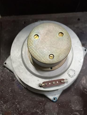 Динамики для авто: Продаю динамики цены разные на каждый динамик,продаю корпуса от — 28