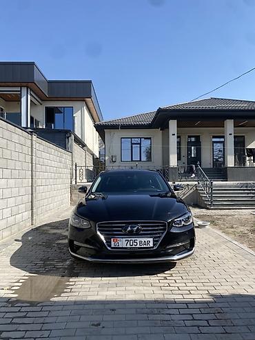 geely preface: Hyundai Grandeur: 2019 г., 2.4 л, Автомат, Гибрид, Седан — 1