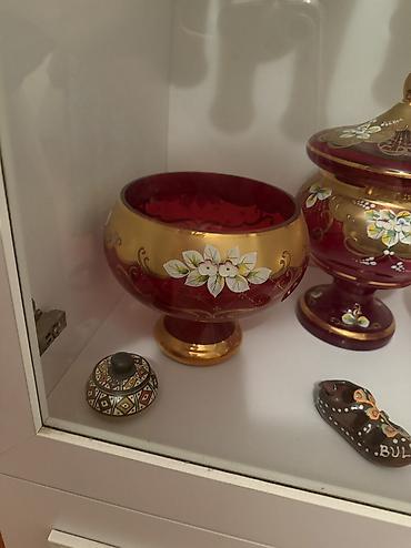 konfet qablari: Qab satilir denesi 30 manat — 2
