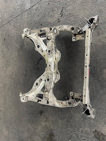 квкг м54б30: Балка BMW 530i F10M 3.0CN52B30 2010. (б/у) — 1