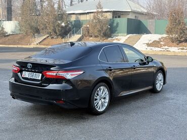 Toyota: Toyota Camry: 2019 г., 2.5 л, Вариатор, Гибрид, Седан — 5