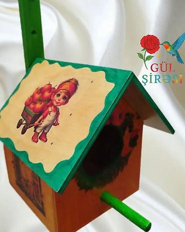Digər quşlar: Quş yuvası Olçüsü 15*12*12 - Material: ağac - Dizayn: sarı damlı, ön — 29