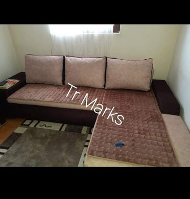 Posteljina: Ne klizajuci plisani flekeri. Idealni za odrzavanje. Set sadrzi tri — 10