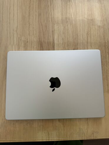 зарядка на macbook: Ноутбук, Apple, 16 ГБ ОЭТ, 14 ", Колдонулган, Жумуш, окуу үчүн