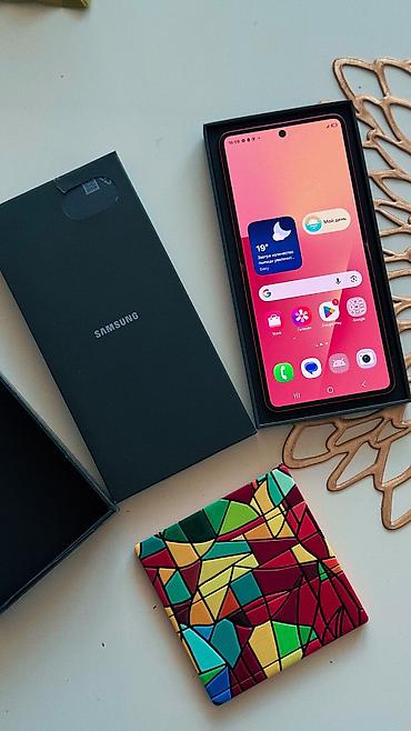 samsung z fold 1: Samsung Z Flip, rəng - Qırmızı, İki sim kartlı — 6
