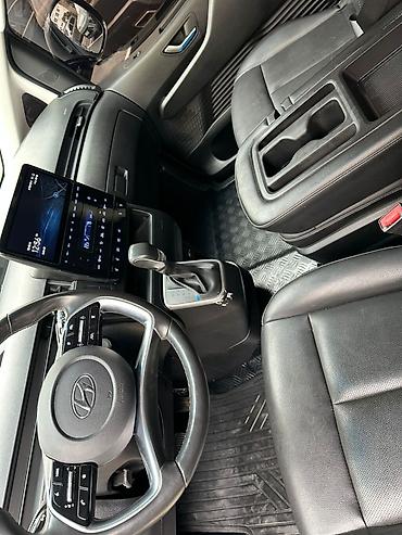 Hyundai: Hyundai Staria: 2021 г., 2.2 л, Автомат, Дизель, Минивэн — 27