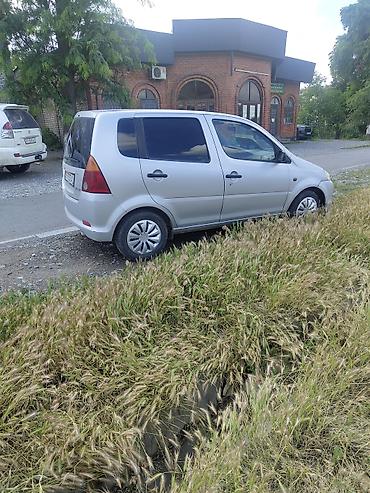 санг ёнг муссо: Daihatsu YRV: 2004 г., 1 л, Механика, Бензин, Хэтчбэк — 3