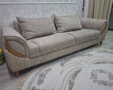 deri divan: Di̇van-kravat, İşlənmiş, Açılan, Bazalı, Nabuk