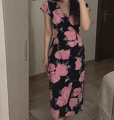 seksi ic geyimləri: Qadın paltarı – çiçək naxışlı, midi uzunluqda - Model: qələm kəsimli — 3