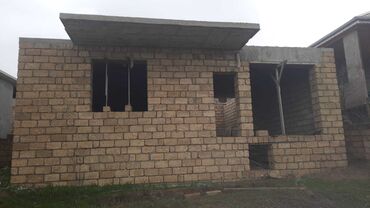 qebelede satilan heyet evleri: 4 otaqlı, 300 kv. m, Kredit yoxdur, Təmirsiz