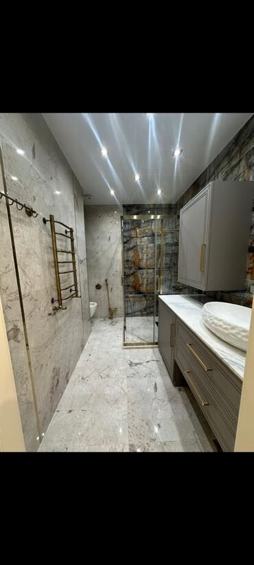 Yeni tikili: Ağ şəhər, 4 otaqlı, Yeni tikili, 127 kv. m — 30