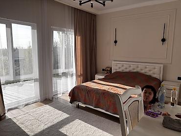 Продажа коттеджей и домов: Двухэтажный современный дом с террасой и огороженной территорией — 13