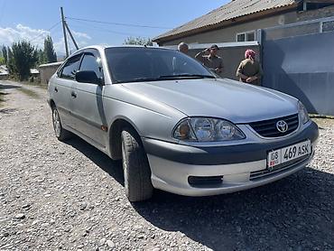 х5 м: Toyota Avensis: 2001 г., 1.8 л, Механика, Бензин, Лифтбек — 2