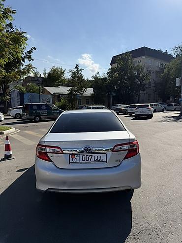 2107 торпеда: Toyota Camry: 2012 г., Автомат, Гибрид, Седан — 8