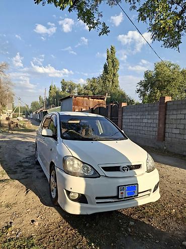 Toyota Ipsum: 2003 г., 2.4 л, Автомат, Бензин, Минивэн — 1