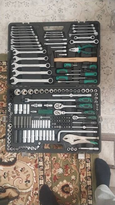 солнечный боторея: Срочно продаю ключи 10000 оригинал електроинструменты 7600 новые