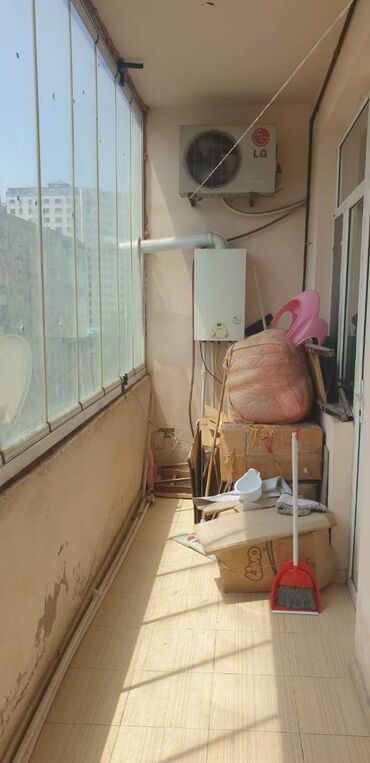 Uzunmüddətli kirayə mənzillər: Mənzil yalnız dövlət işində işləyən ailəyə kirayə verilir yəni stabil — 9