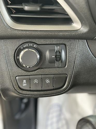 Chevrolet: Chevrolet Spark: 2020 г., 1 л, Вариатор, Бензин, Хэтчбэк — 7