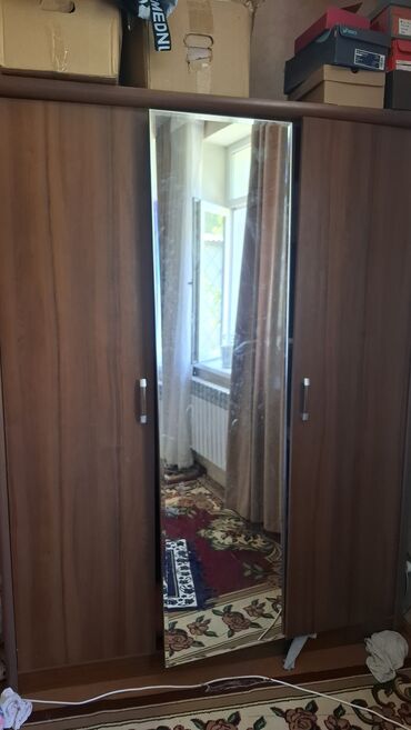 шкаф бу для одежды: Шкаф для одежды, Б/у, Прямой, Дерево